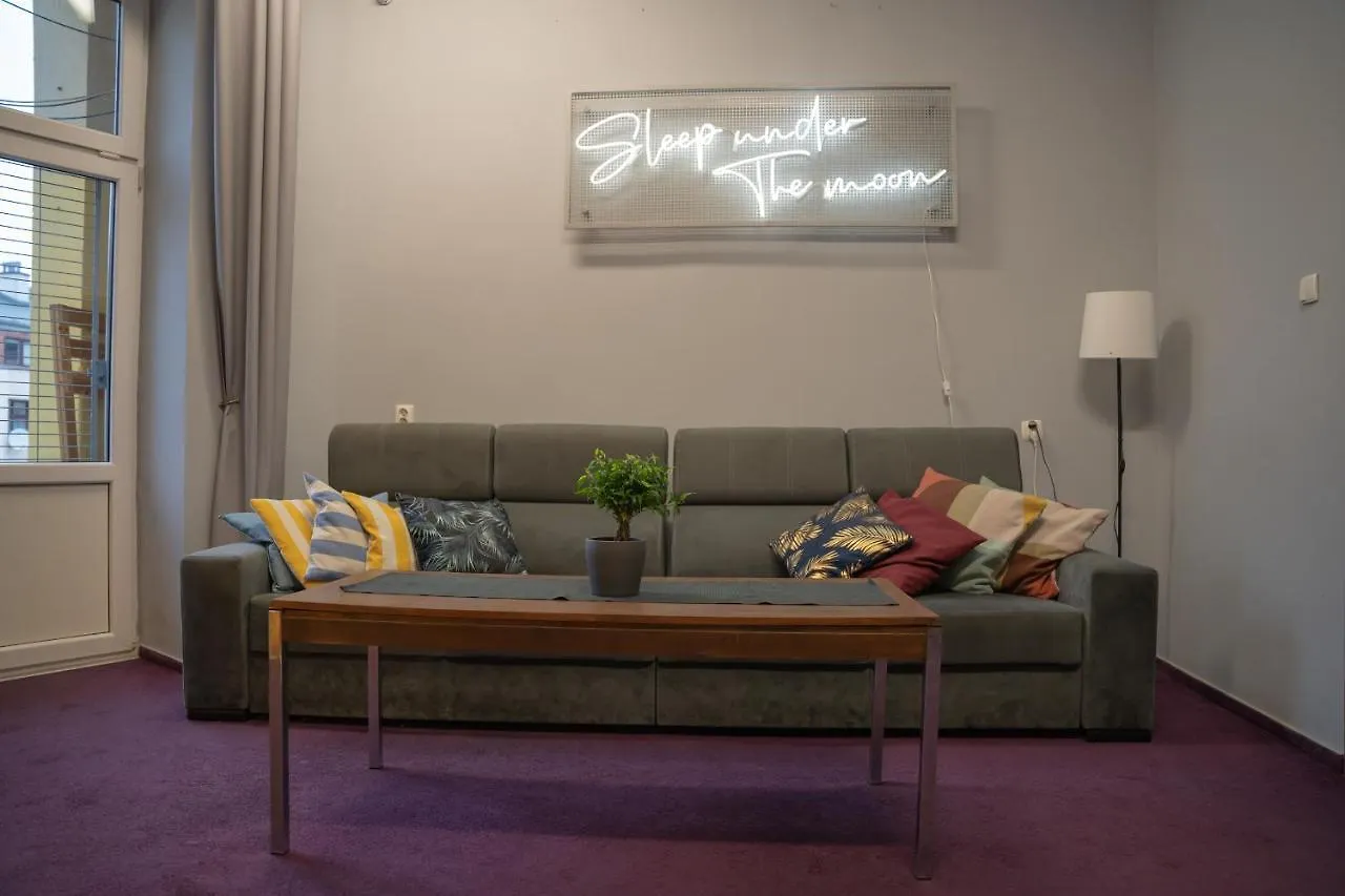 Moon Hostel Warszawa Polonya