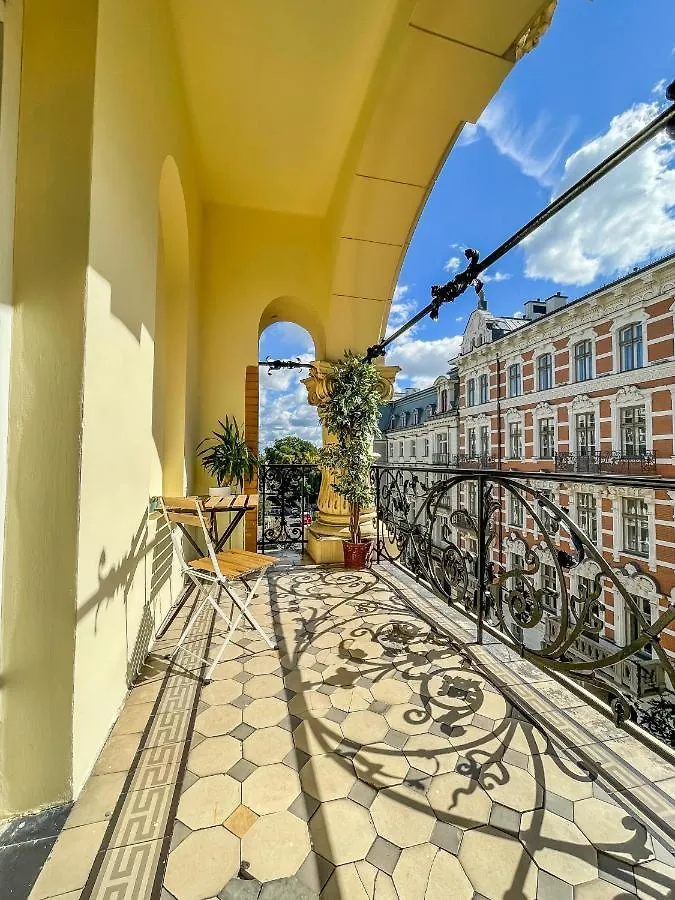 Moon Hostel Warszawa Polonya
