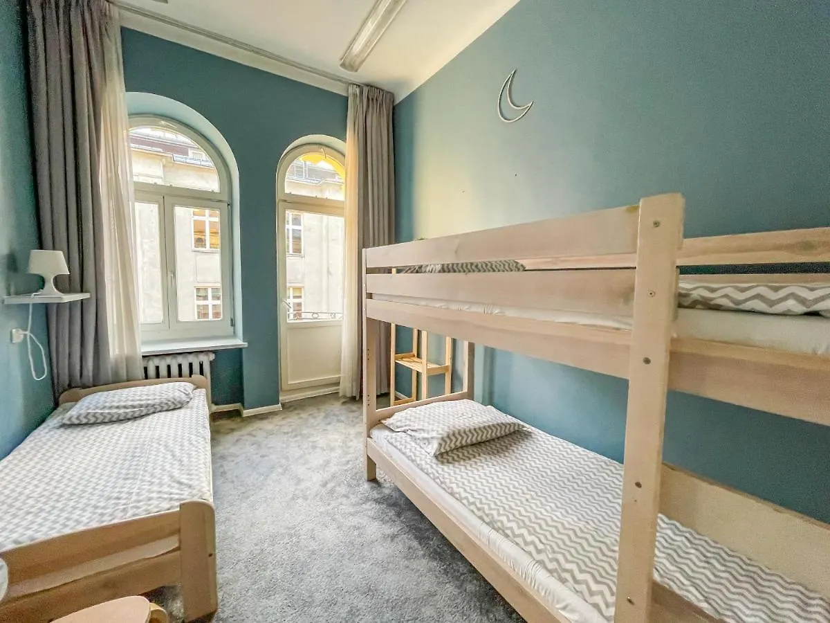 Moon Hostel Warszawa Varşova