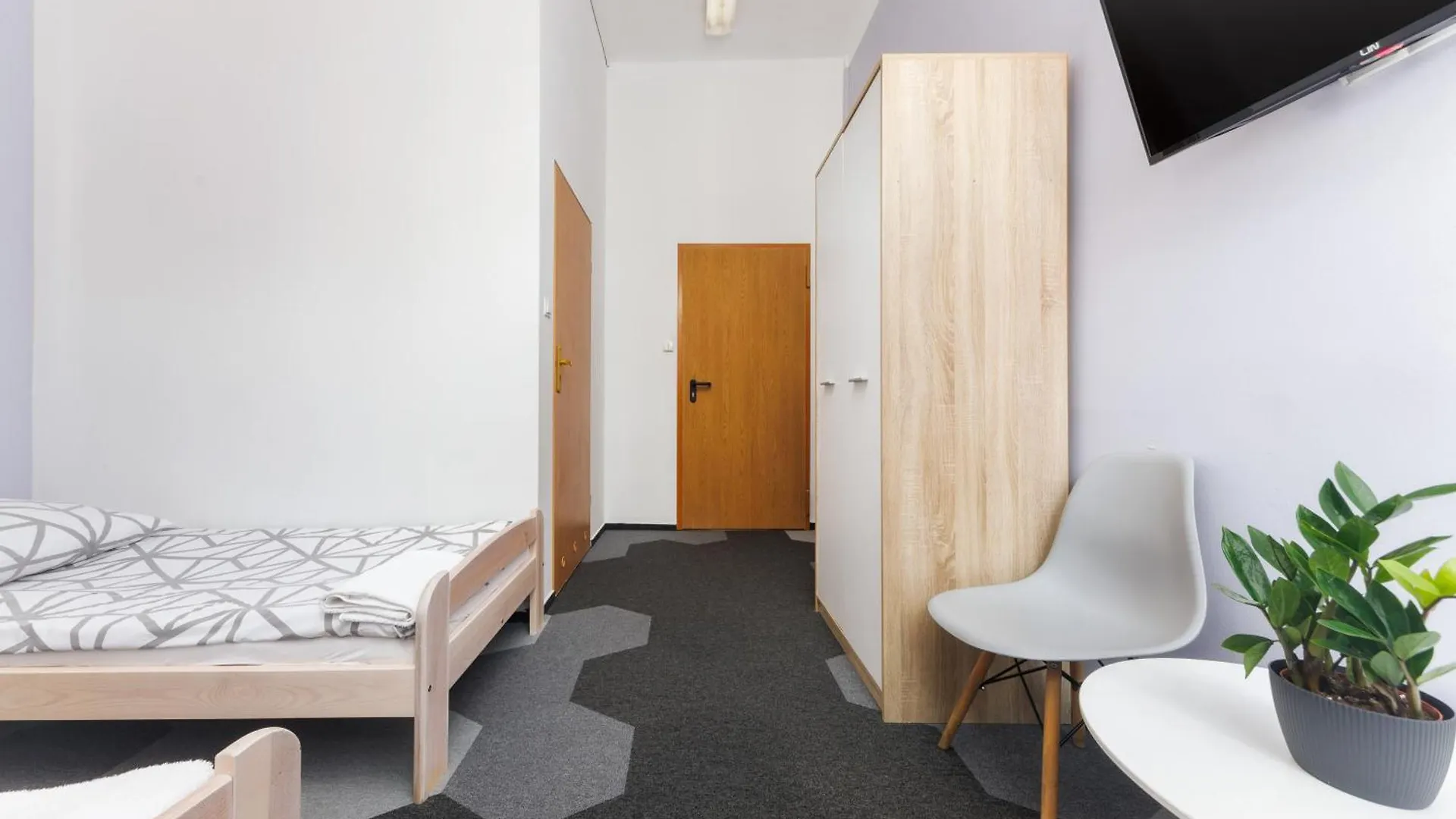 Moon Hostel Warszawa Polonya